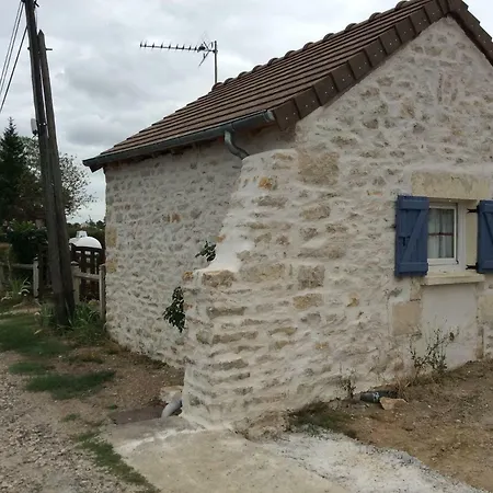 Studio 11M2 Magny-Cours Exterior photo